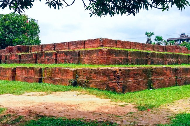 ঐতিহাসিক রাজা হরিশ্চন্দ্র পাঠ, নীলফামারী