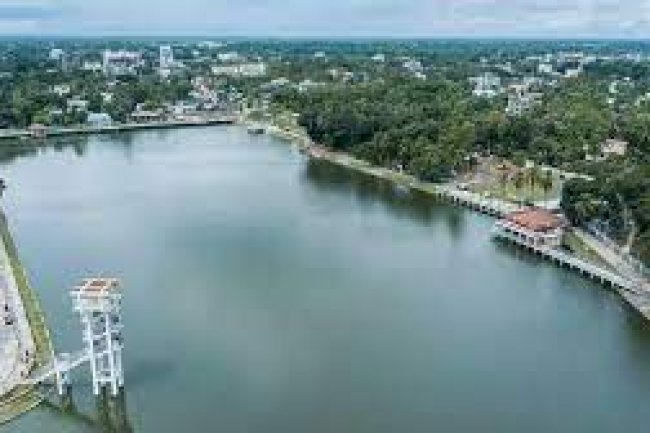 ঐতিহ্যবাহী শকুনি লেক : মাদারীপুর