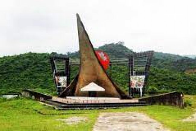 মুক্তিযুদ্ধের ইতিহাস বিজড়িত বাঁশতলা স্মৃতিসৌধ, সুনামগঞ্জ